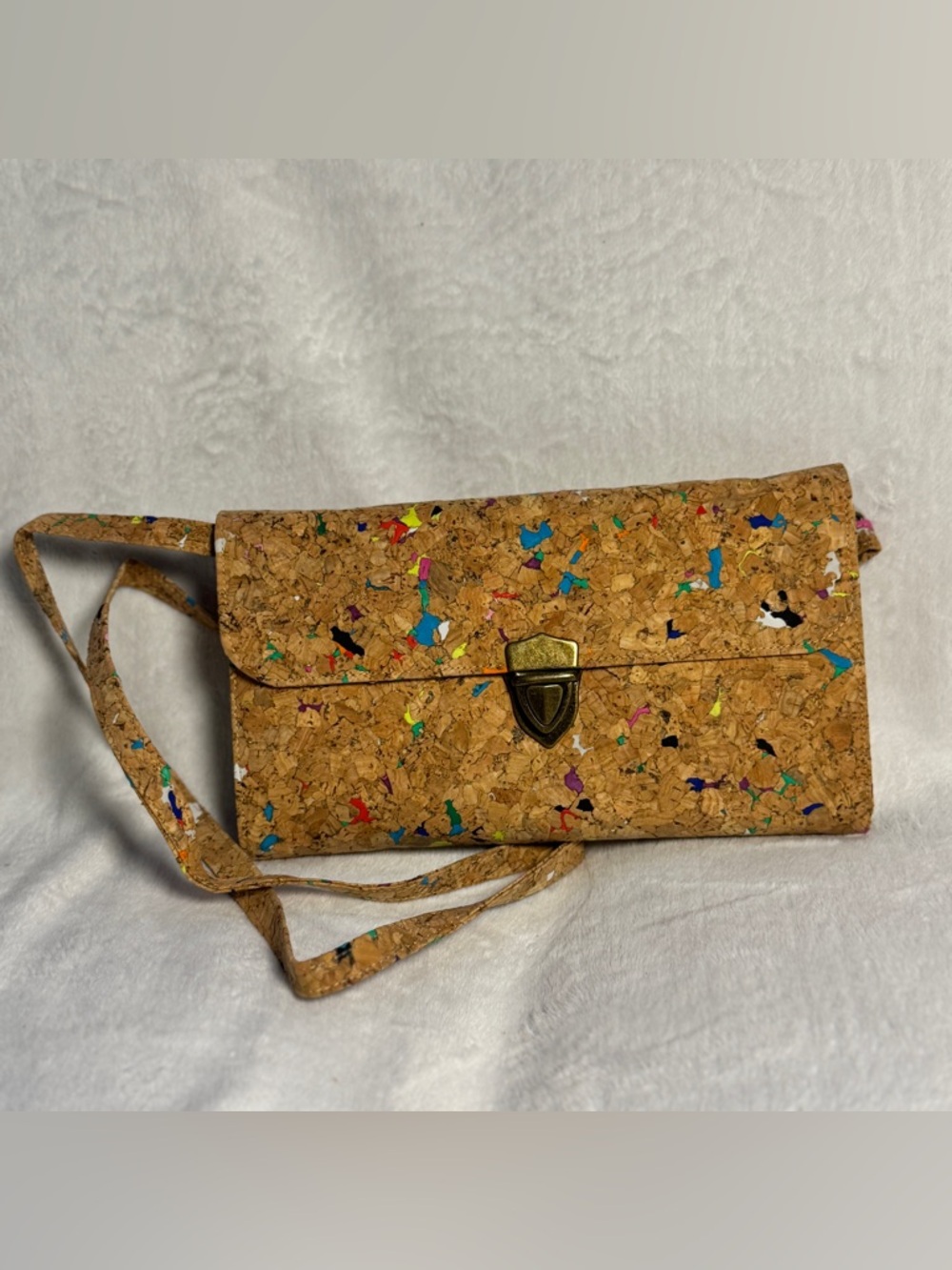 Multiple Color Speckled Tan Cork Crossbody Bag Purse With Clip Clasp Closure